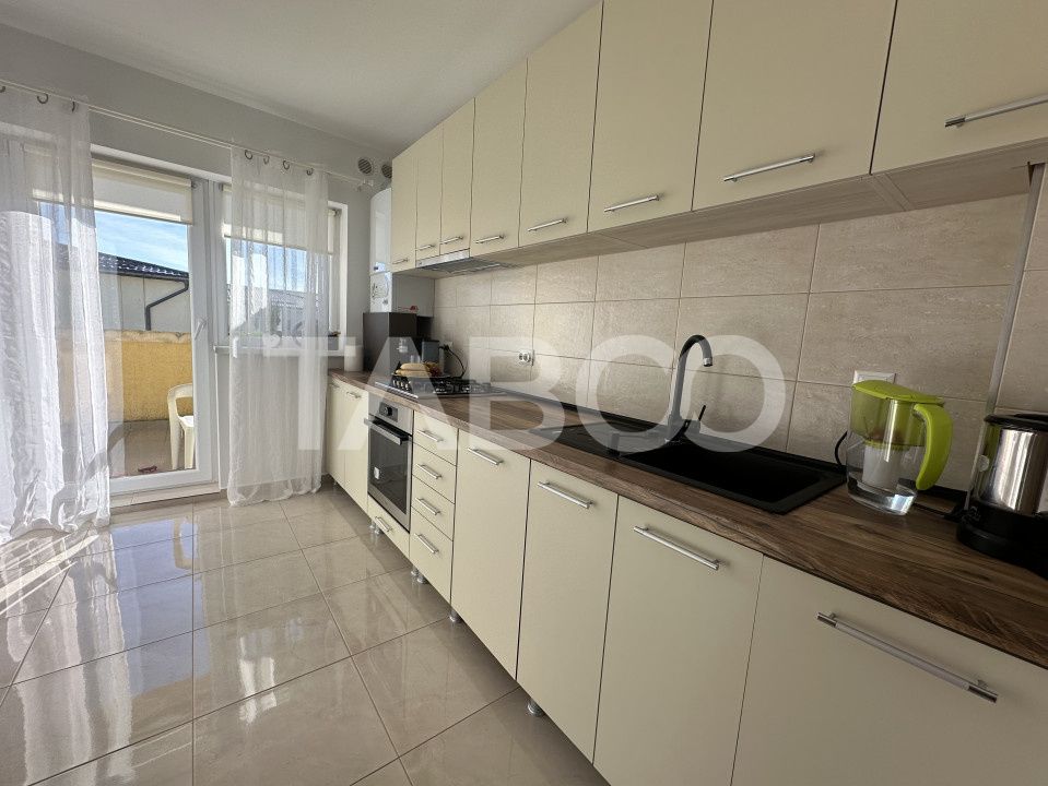 Apartament spatios si decomandat de vanzare parcare balcon Selimbar – fotografia 7 din 12