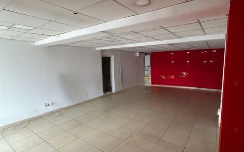 Spatiu comercial 83mp, zona Petrom, Baciu