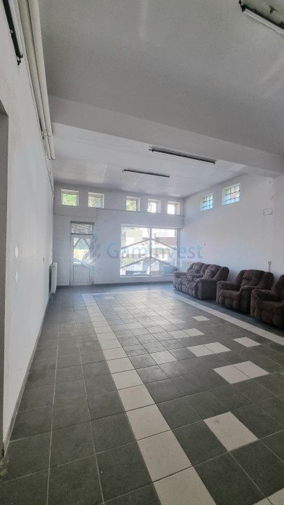 Spatiu comercial cu depozit potrivit pentru atelier sau showroom in Oradea – fotografia 7 din 8