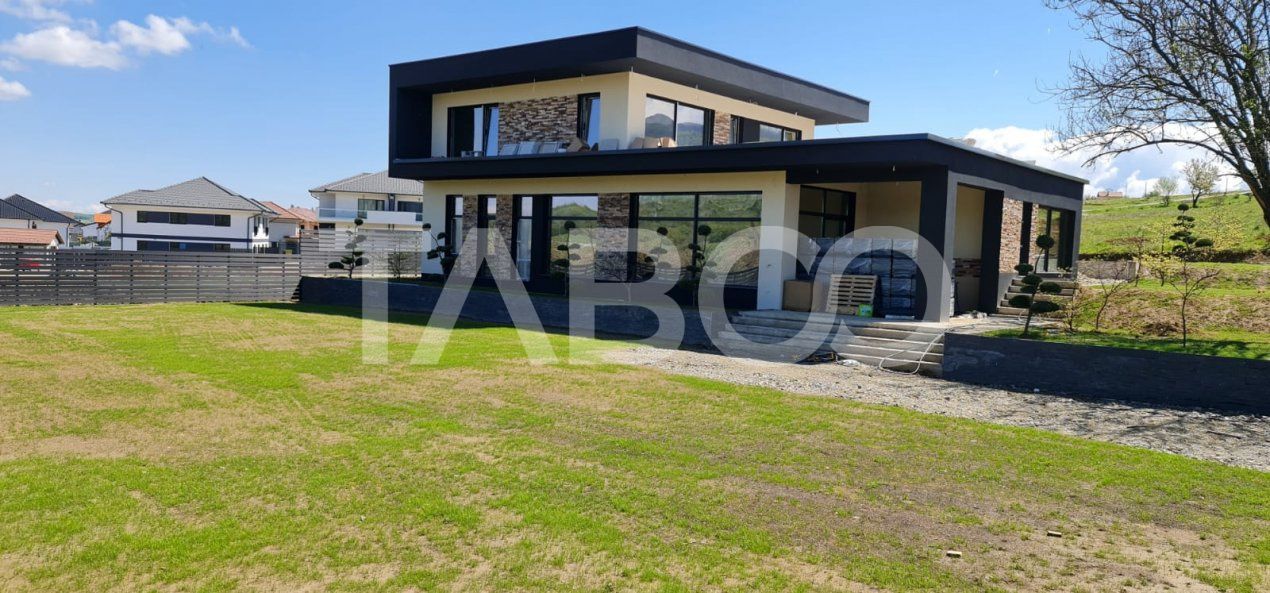 Casa moderna cu 5 camere, piscina si priveliste superba, Cisnadie – fotografia 20 din 26