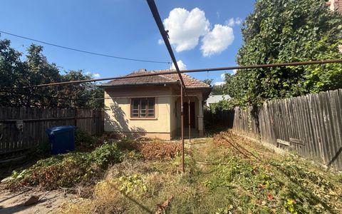 Teren intravilan+constructie demolabila, 444 mp, Siloz
