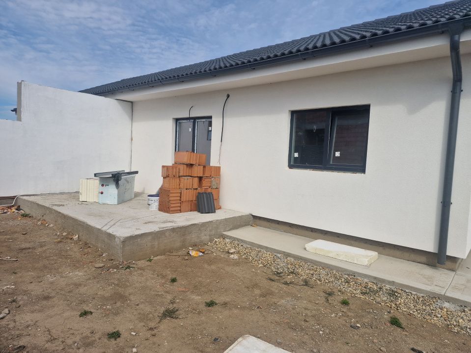 Duplex de vanzare cu 3 camere, zona Drumul Manastirii – fotografia 2 din 10