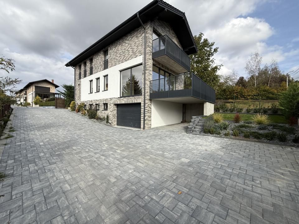 Casa/Vila Faget, finisată modern,  190 mp ,teren 283 mp ,zona Vila Tușa – fotografia 1 din 34
