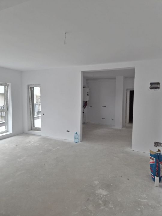 Apartament de vanzare 2 camere decomandat si terasa de 30 mp, zona Tineretului! – fotografia 2 din 10