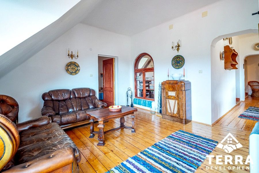 Apartament spectaculos de 5 camere în Sinaia cu priveliște de vis către munte – fotografia 5 din 25