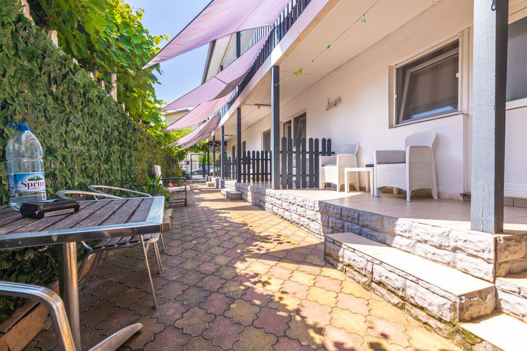 Pensiune cu 18 camere in Costinesti , investitie cu randament de 8% – fotografia 8 din 26
