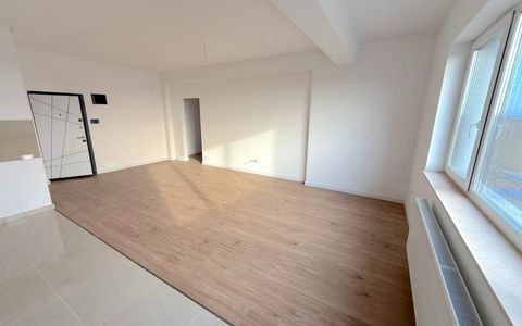 Apartament Spatios de 3 Camere - 90mp | Green Garden