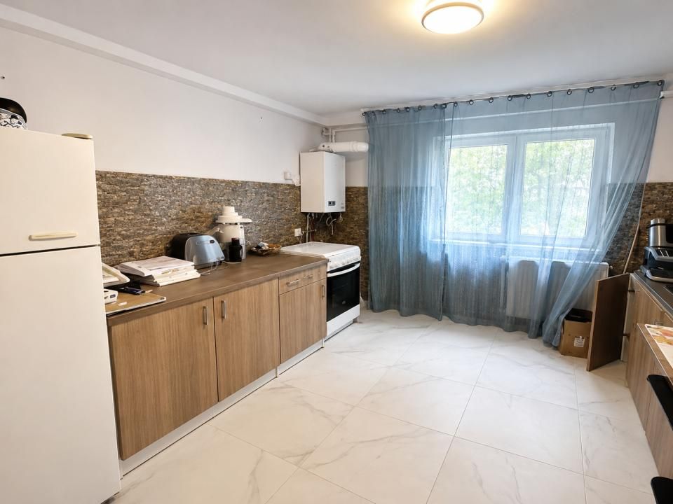 Apartament 3 camere + garaj + boxa - Zona Gheorghe Lazar Timișoara – fotografia 4 din 5