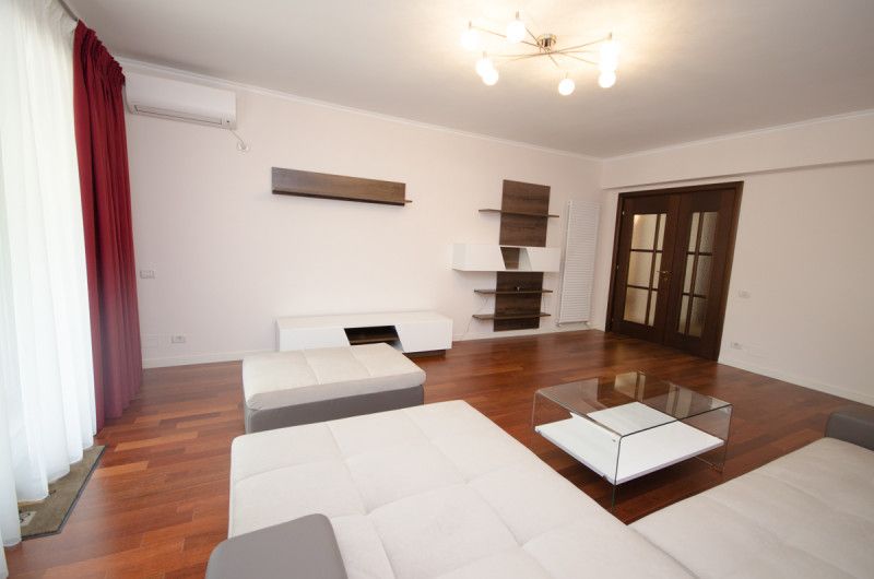 Apartament in Parcul Kiseleff – fotografia 1 din 15