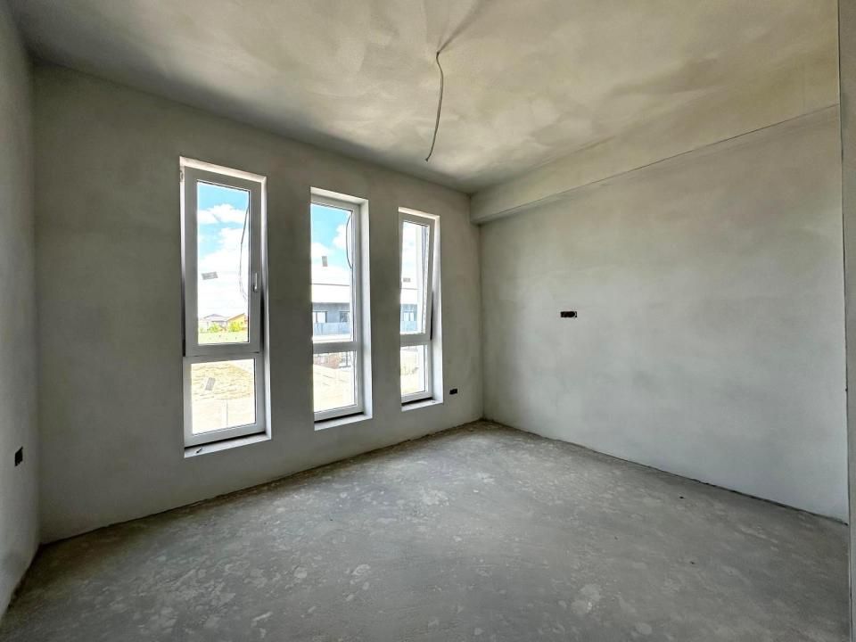 Duplex cu 4 camere separat prin spatiu tehnic- Mosnita Noua – fotografia 6 din 12