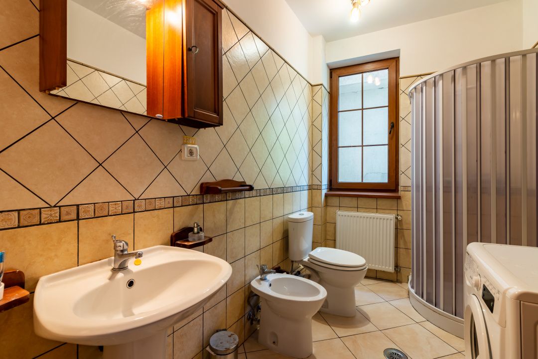 Com0%| Cladire multifunctionala Unirii– Hotel Piri | 9 studiouri independente – fotografia 26 din 49
