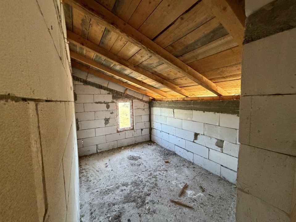 Casa P+M, 126mp utili, 437mp teren, sat Malu Mare – fotografia 13 din 14
