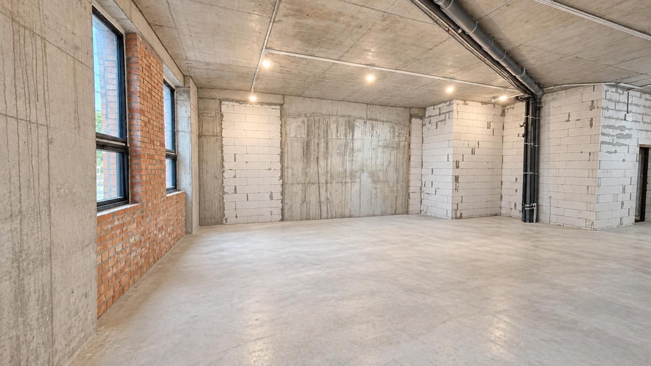 SPAȚIU COMERCIAL DE ÎNCHIRIAT CENTRAL – fotografia 4 din 8