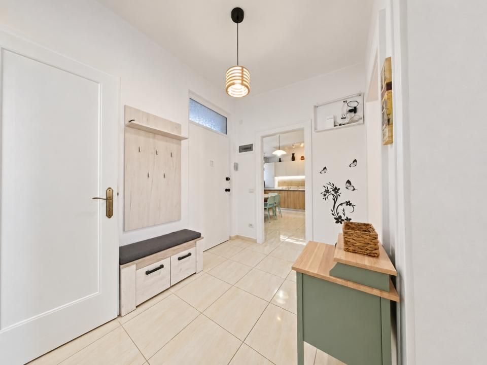Închiriere apartament cu 3 camere, mobilat și utilat, Central Brasov - studenti – fotografia 14 din 14