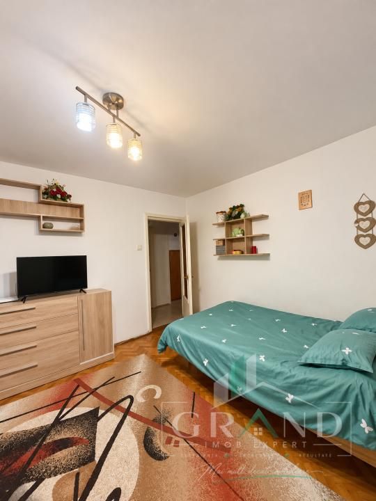 Apartament cu 2 camere decomandate și balcon închis | Mehedinți | Mănăștur – fotografia 1 din 13