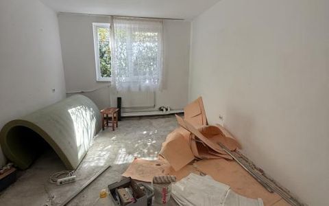Apartament cu o camera, 22 mp utili, parter - COMPLEXUL STUDENTESC