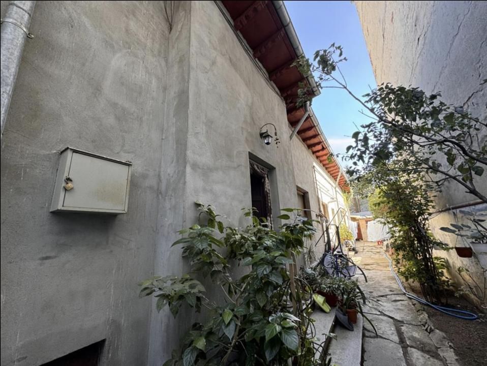 Casa 5 Camere | Piata Alba Iulia - Popa Nan | Teren 232 mp | Singur Curte – fotografia 6 din 12