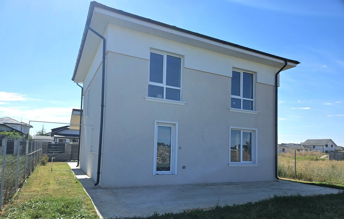 Vila de vanzare P+1, 5 camere, Samurcasi, Crevedia - zona lacuri – fotografia 3 din 14