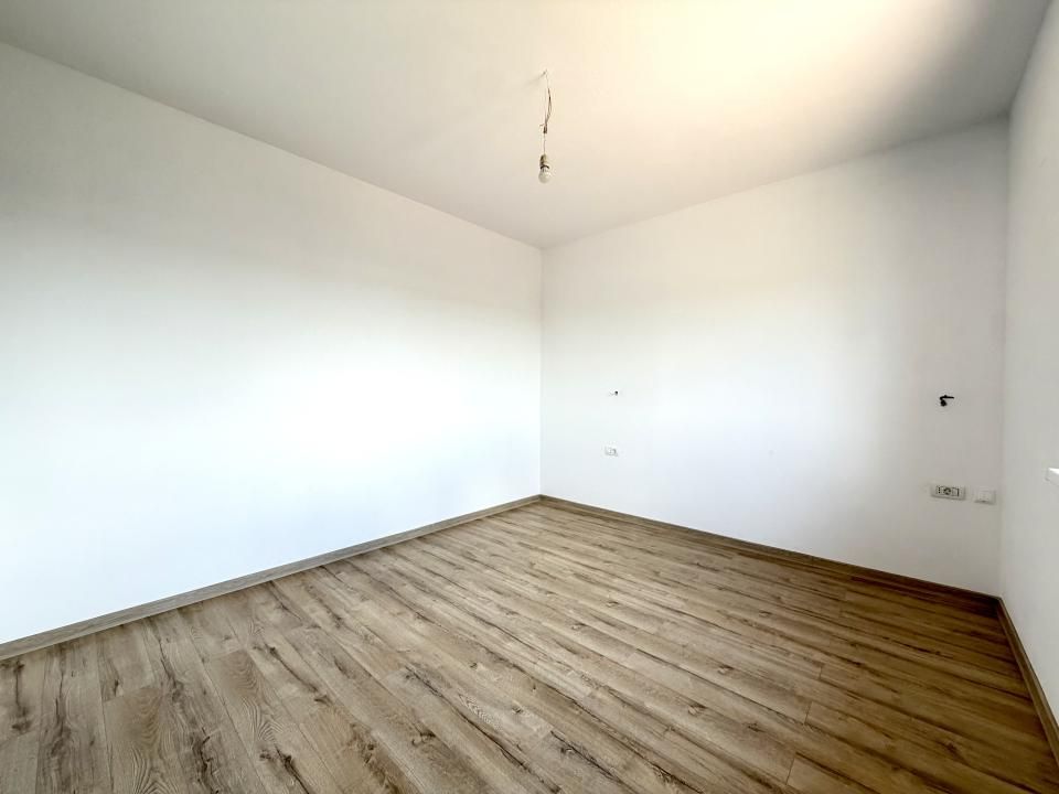 Casa individuala 4 camere, 125 mp utili, 623 mp teren - Dumbravita – fotografia 8 din 13