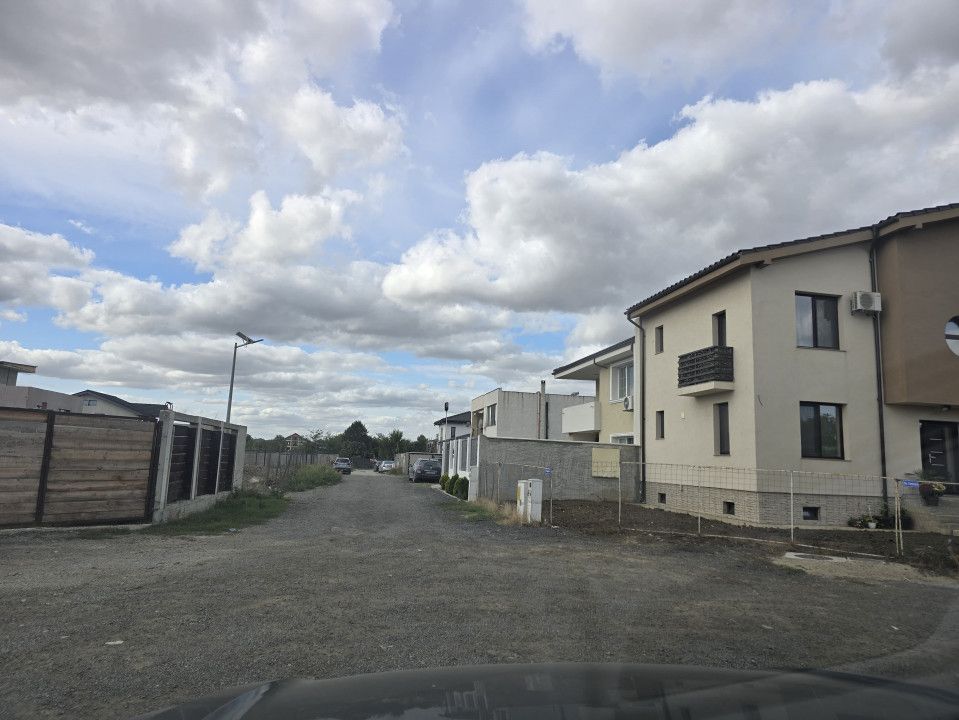 Vanzari terenuri in Constanta zona Km 5 – fotografia 1 din 6