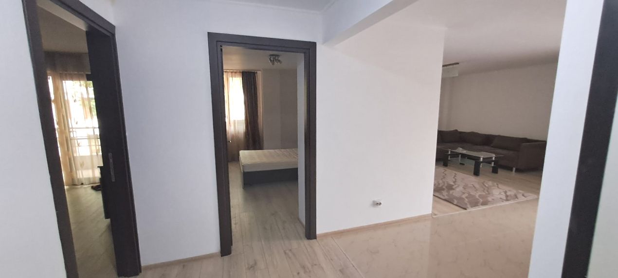 Apartament 3 camere Calea București- Bloc 2008 – fotografia 5 din 8