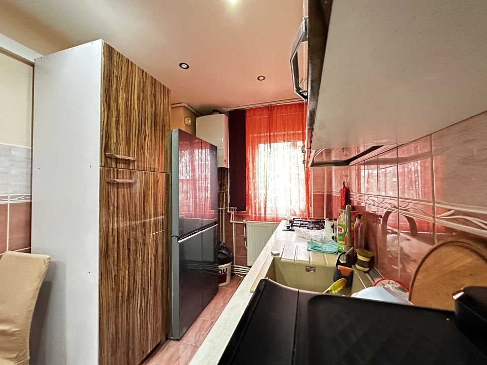 Apartament 3 camere Deco Sub-Stadion 2 Bai Balcon Etaj 2 Finisat Mobilat Utilat – fotografia 17 din 18