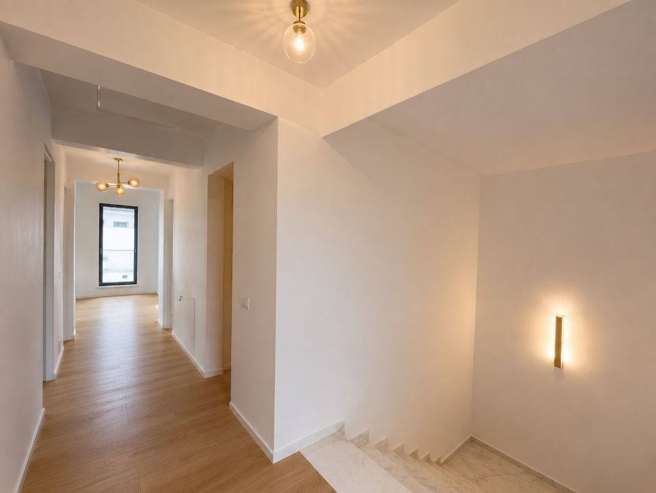 Casa centru Valu lui Traian P+1+pod - finisaje premium – fotografia 14 din 25