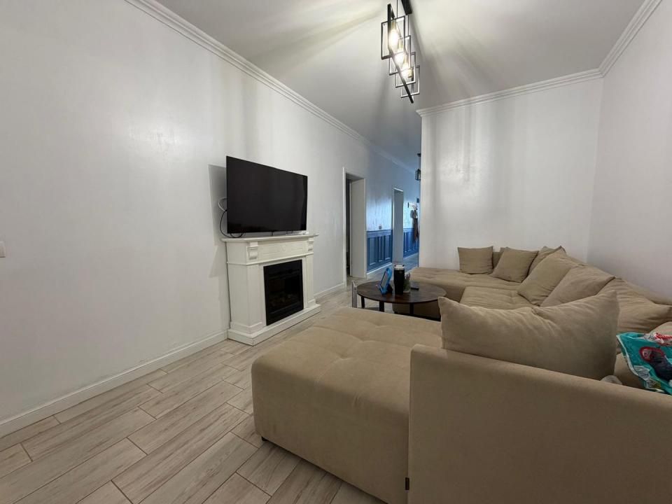 Duplex | 3 camere | Mobilat | Parter | Sanandrei | Curte generoasa – fotografia 3 din 16