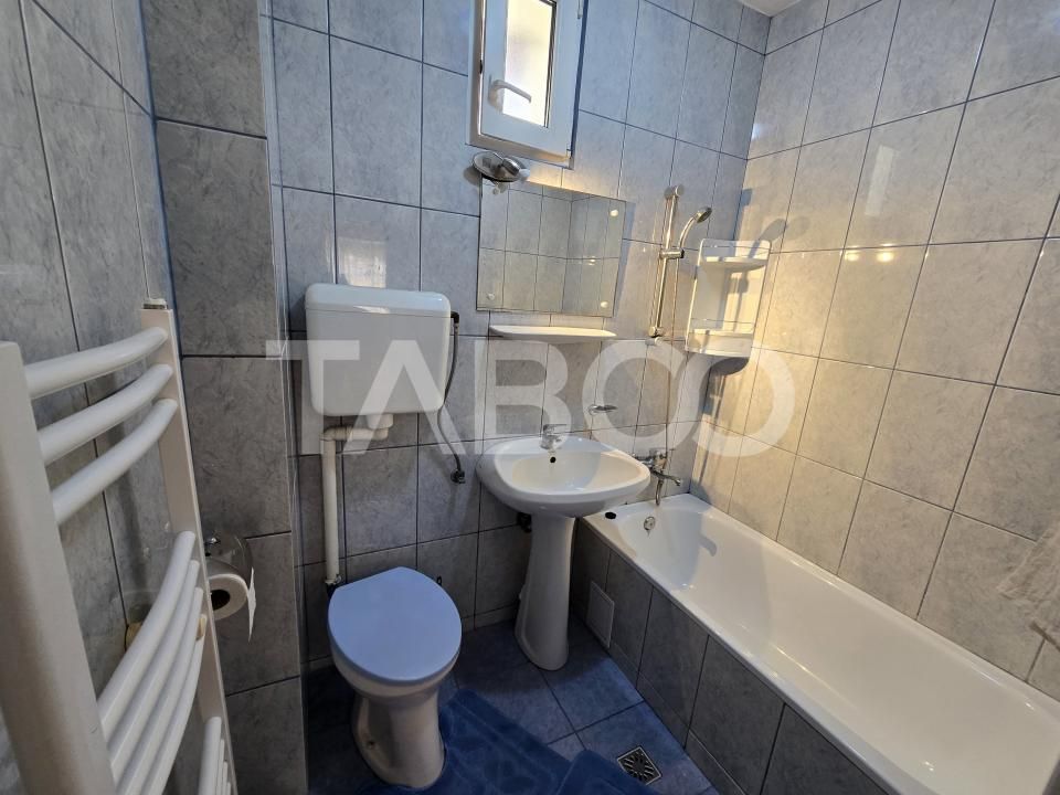 Casa individuala de vanzare cu teren 237 mp garaj in zona Lupeni Sibiu – fotografia 8 din 32