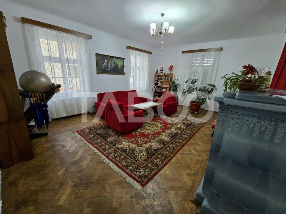 Apartament decomandat 4 camere 130mpu pivnita acces auto Orasul de Jos – fotografia 18 din 30