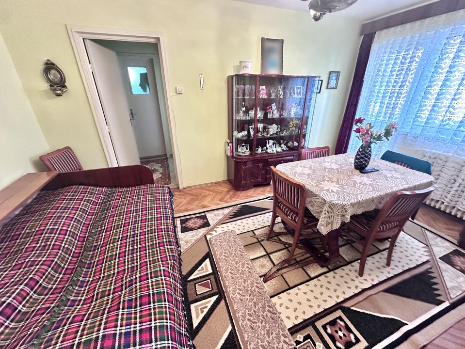APARTAMENT 2 CAMERE I DE VANZARE I 56 MP I CETATE ZONA BULEVARD I – fotografia 17 din 19