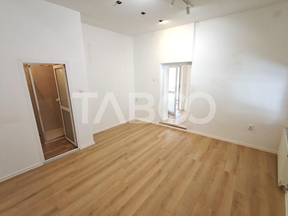 Apartament cu 2 camere si pivnita in Centrul Istoric Sibiu – fotografia 3 din 10