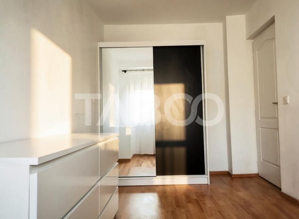 Apartament cu 3 camere in Grigorescu izolat cu balcon view spre Cluj – fotografia 4 din 9