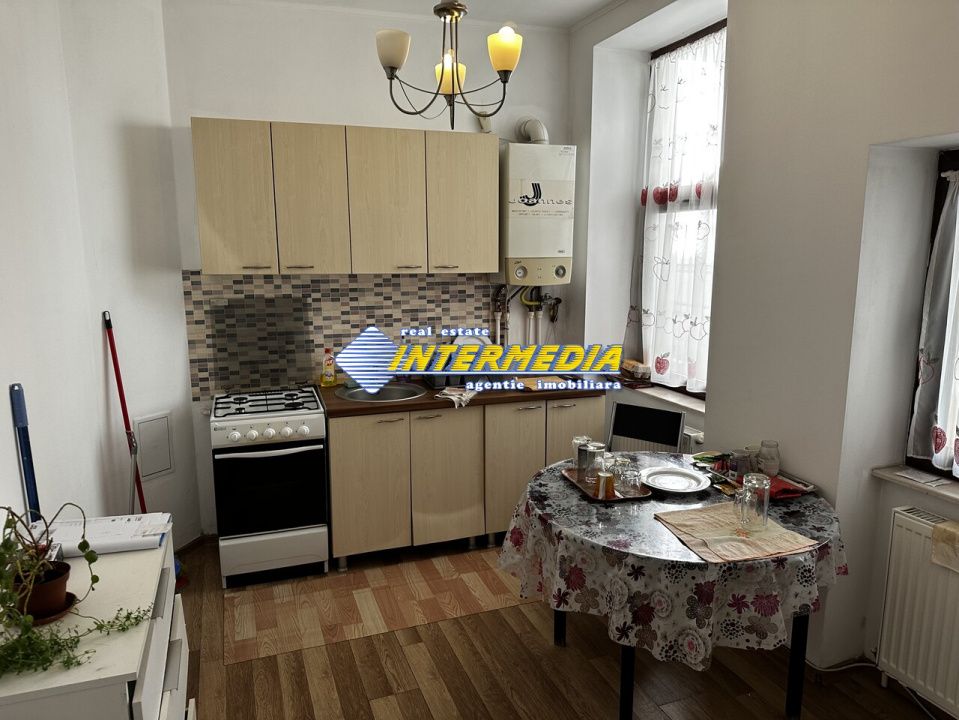 Spatiu 90 mp de inchiriat in Centru Alba Iulia zona Finante – fotografia 13 din 13