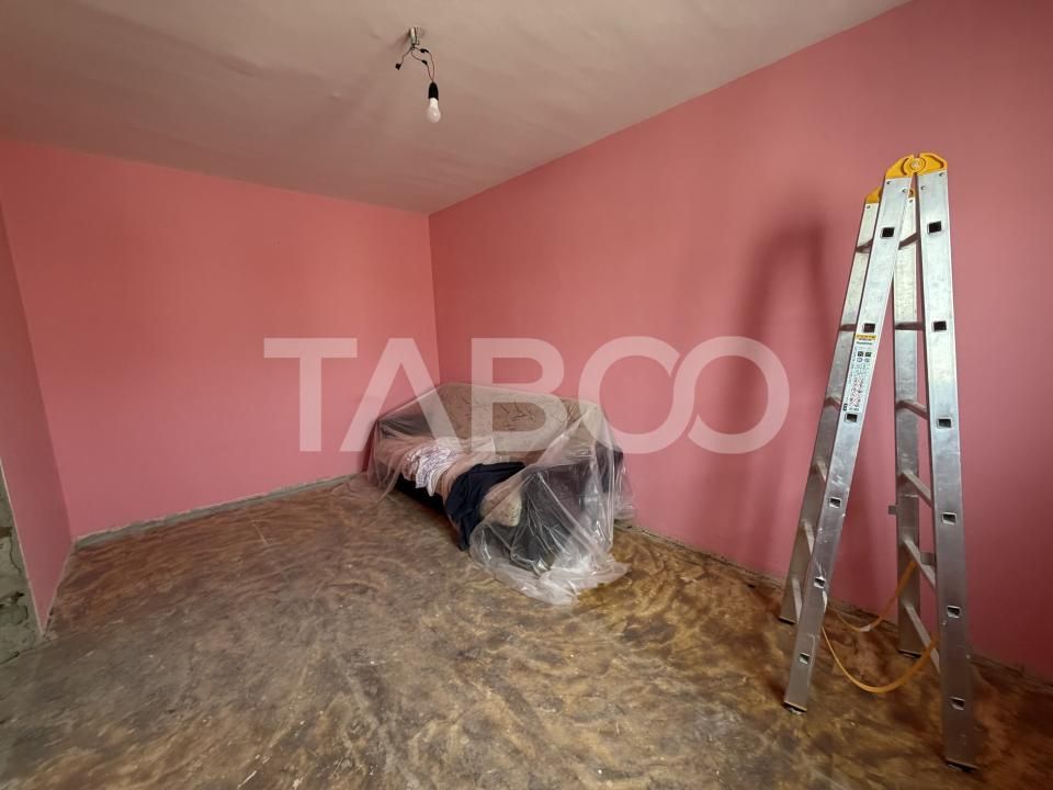 Apartament 2 camere semidecomandat balcon aer conditinat 13 Decembrie – fotografia 1 din 6