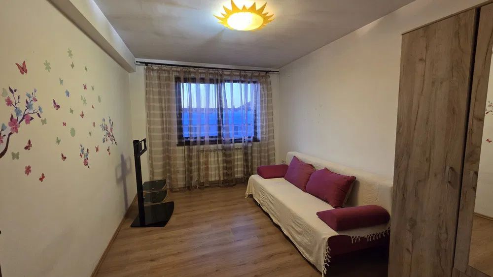 CASĂ DE ÎNCHIRIAT CU 5 CAMERE, 3 BĂI ȘI TERASĂ – COMPLET MOBILATĂ ȘI UTILATĂ – fotografia 6 din 8