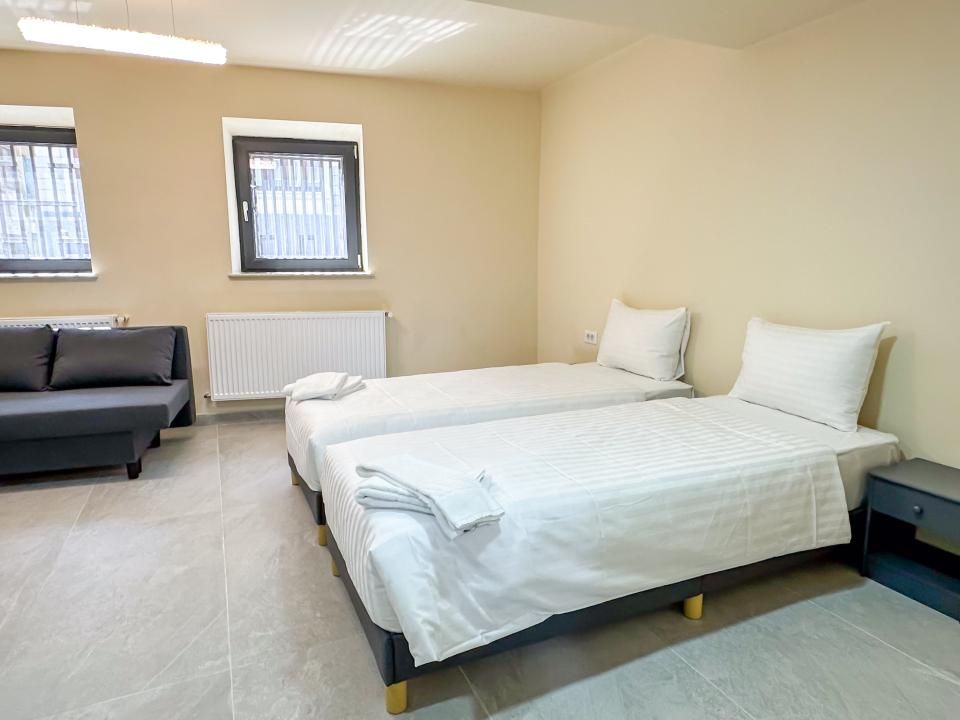 Cladire hoteliera complet echipată | 28 unitati de cazare | 2.186 mp – fotografia 14 din 33