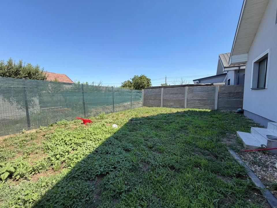 Comision 0 Cumparator | Duplex | Toate utilitatile | Asfalt | Mobilat si utilat – fotografia 16 din 18