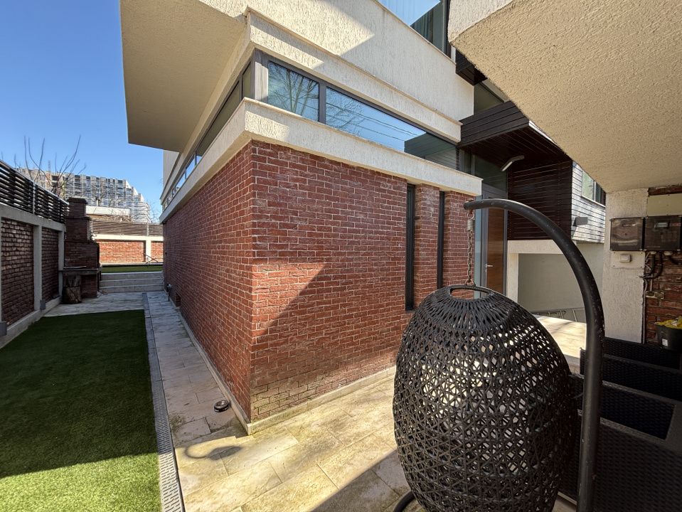 🏠 Vila Moderna - S+P+2 - Piscina Incalzita - Garaj - Andronache - Comision 0% – fotografia 3 din 20