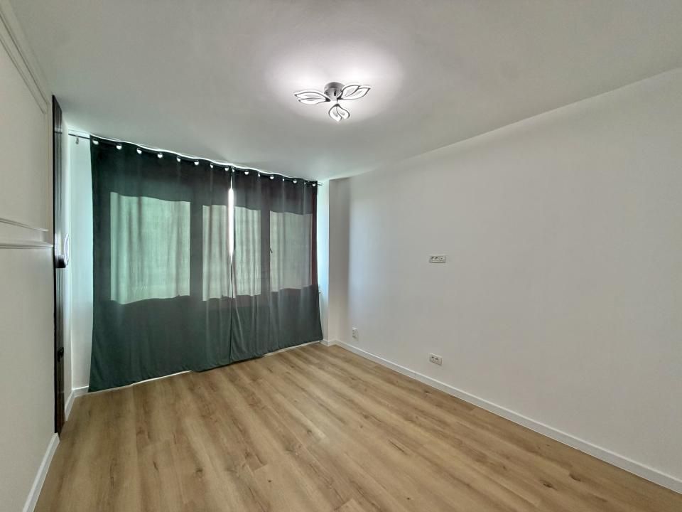 Apartament 2 camere, renovat complet, etaj 9/10, zona Dambovita – fotografia 5 din 17
