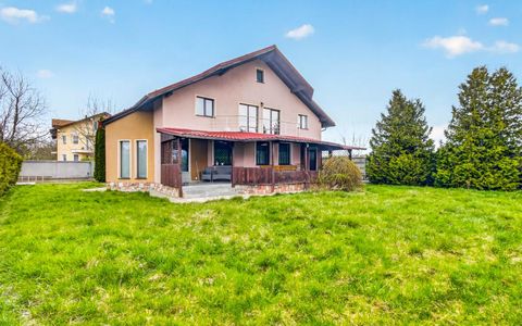 Închiriere casa modernă cu 4 dormitoare, teren 1300 mp - zona Stupini, Brasov