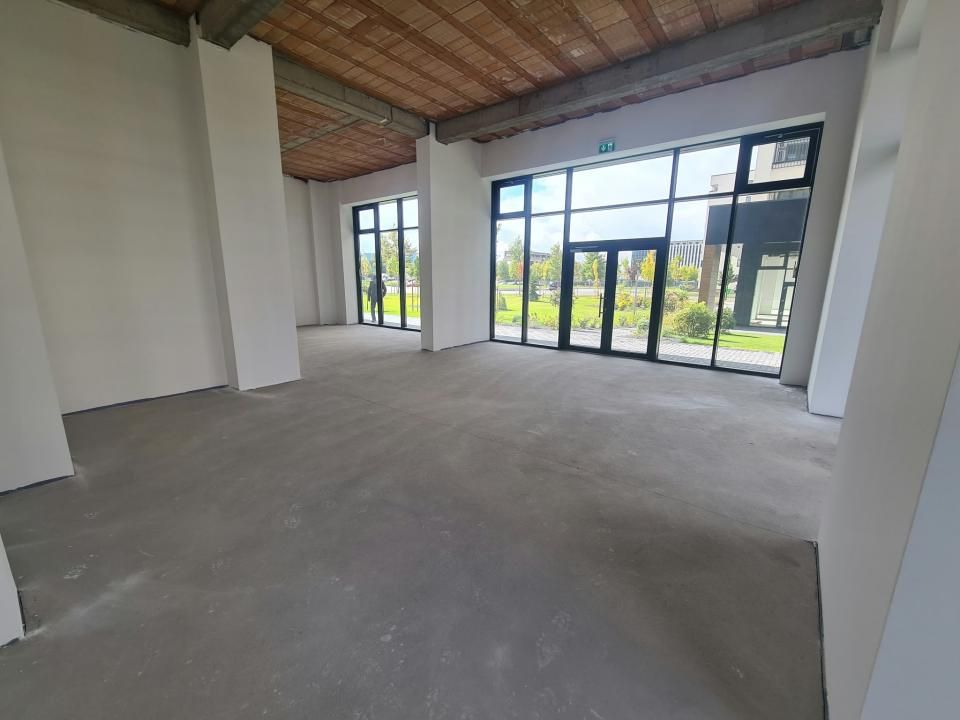 Spatiu comercial + Terasa | Proiect CORESI | Cafenea-Magazin-Showroom-Cabinet – fotografia 4 din 11