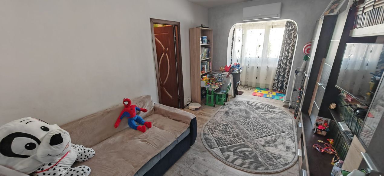 Apartament 2 camere, 41 mp, Craiovita Noua, zona Scoala 30 – fotografia 1 din 9