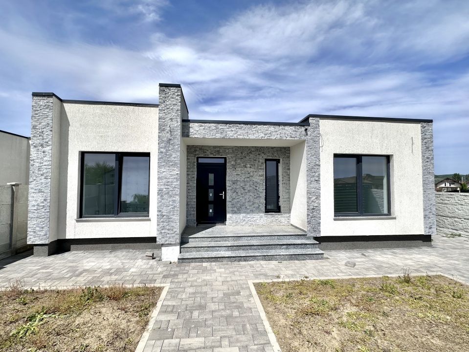 Casa noua cu 4 camere de vanzare finisata la cheie Alba Iulia – fotografia 1 din 5
