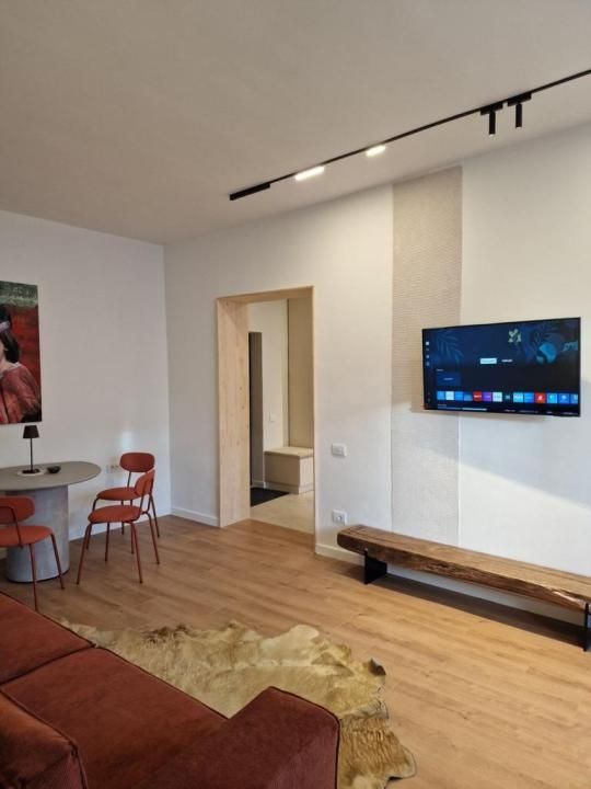 Apartament modern  de inchiriat 2 camere 50mp zona Gruia – fotografia 3 din 8
