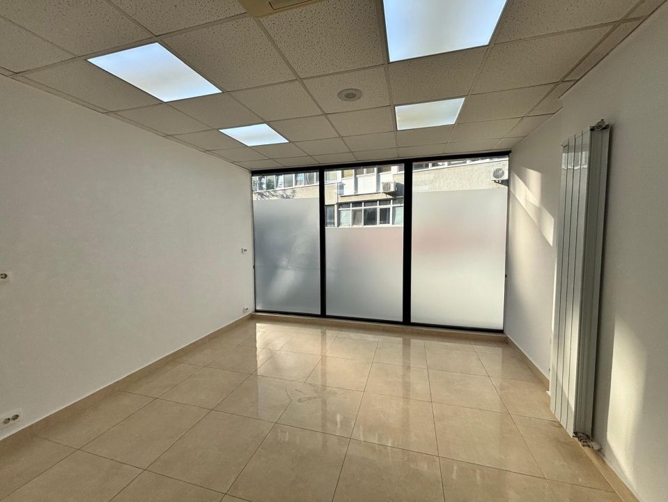 Vilă Dorobanți – Capitale / Clinică Medicală / Birouri / Sediu Firmă / Salon – fotografia 8 din 18