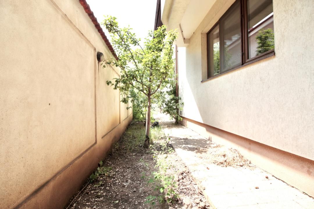 PRELUNGIREA GHENCEA-LIDL, APARTAMENT IN VILA 2010, CURTE 300 MP SI PARCARE! – fotografia 26 din 34