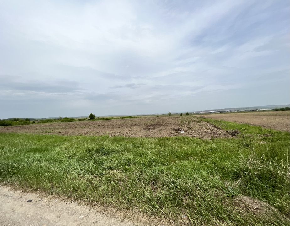 Teren 14.800 mp - PUZ Construcții - Zona Aeroport Sibiu – fotografia 2 din 2