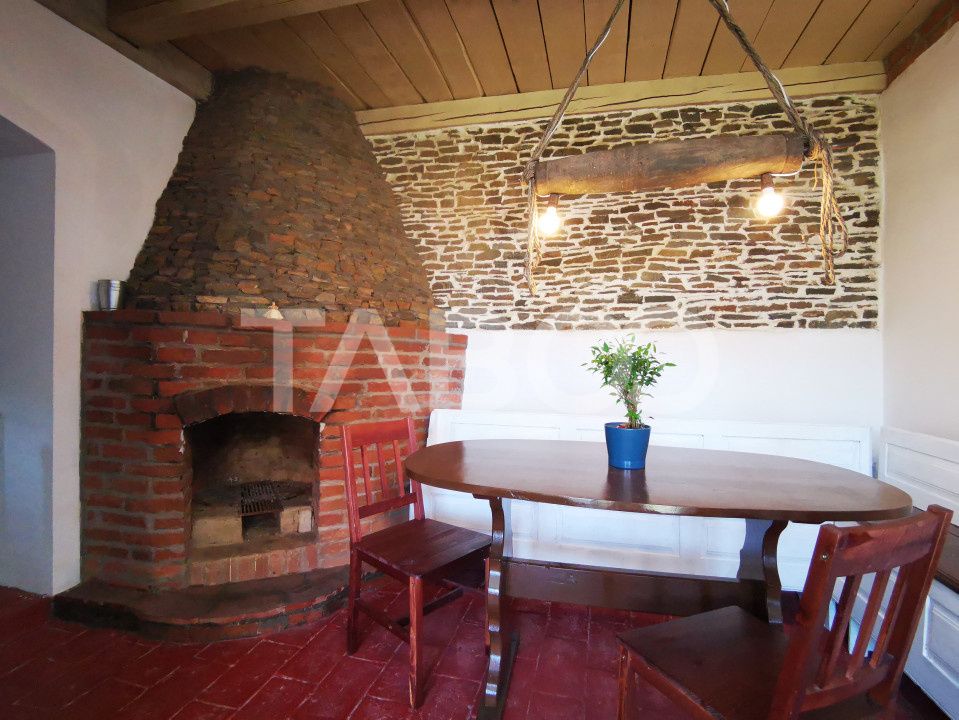 Casa de vanzare pretabila pensiune priveliste superba Fantanele Sibiu – fotografia 11 din 24