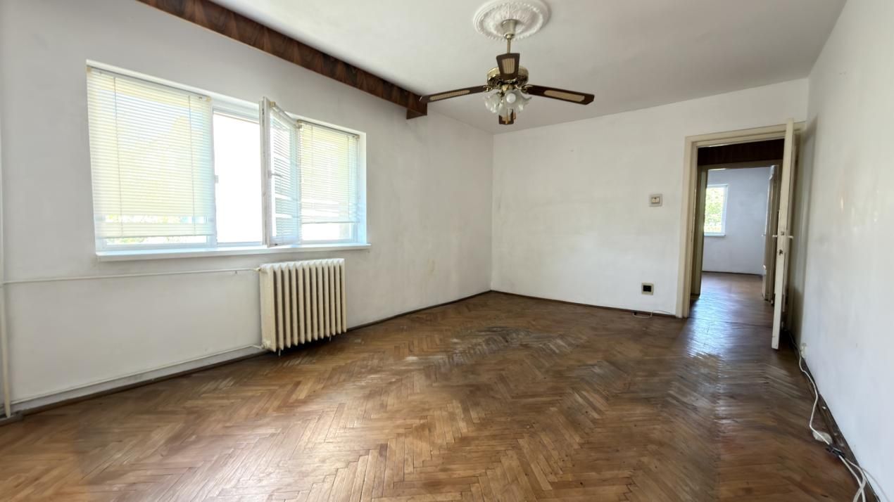 Apartament 2 camere, 50 mp utili, etaj 3 - zona Soarelui – fotografia 2 din 13